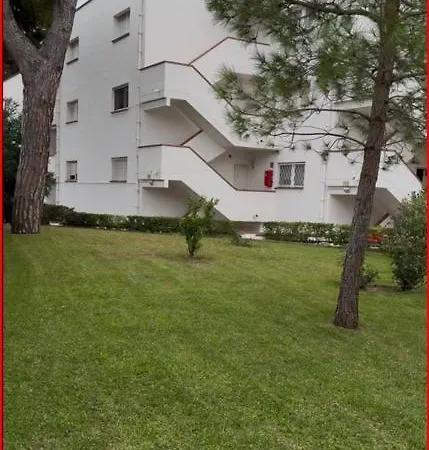 Edificio Lirios Politur 公寓 *